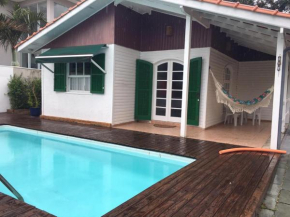 Chalé com piscina na Riviera São Lourenço